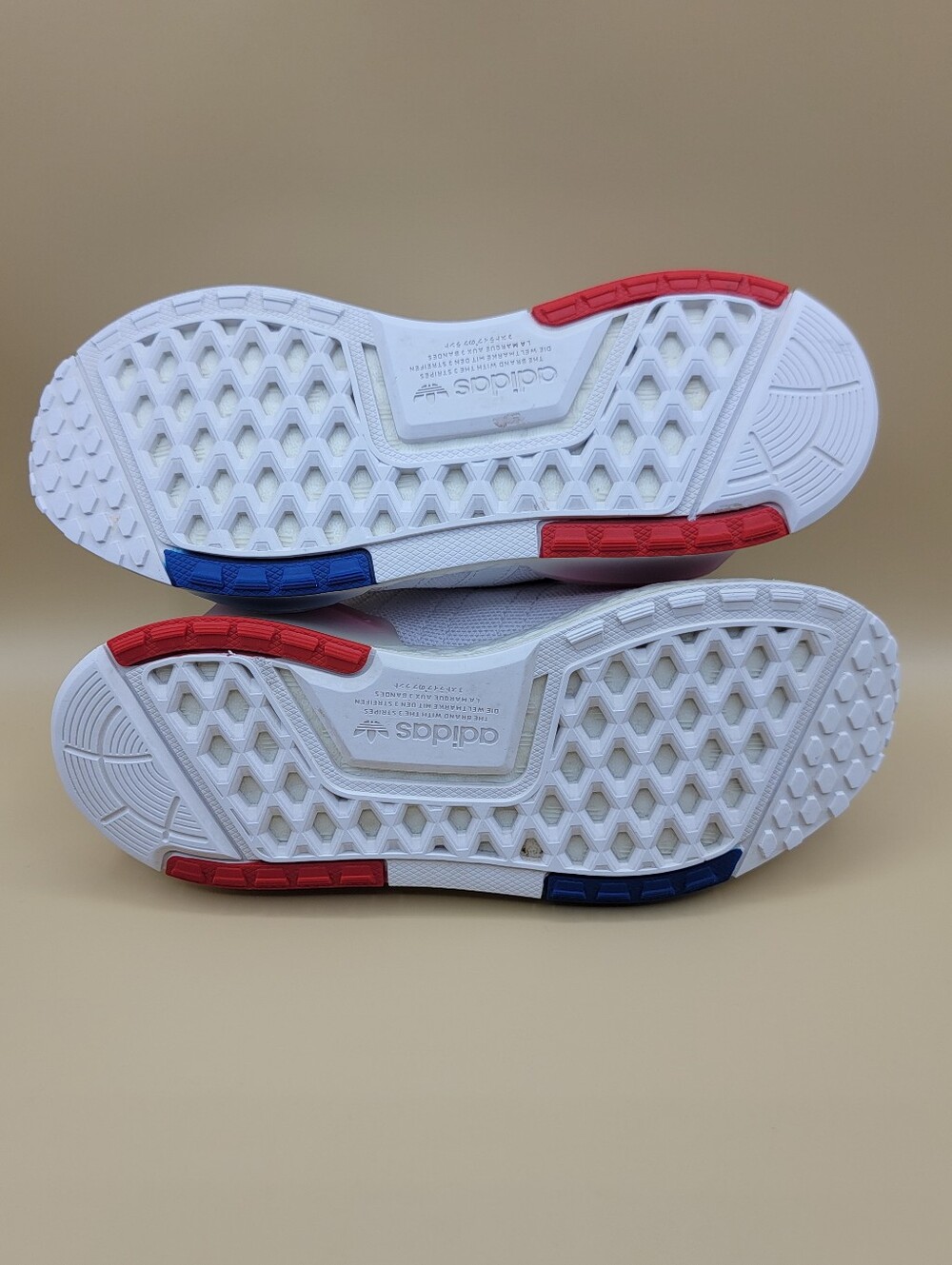 Adidas Originals NMD V3 Youth Kid's Shoes Size 4Y White Red Blue Low-Top Sneaker - Picture 9 of 9